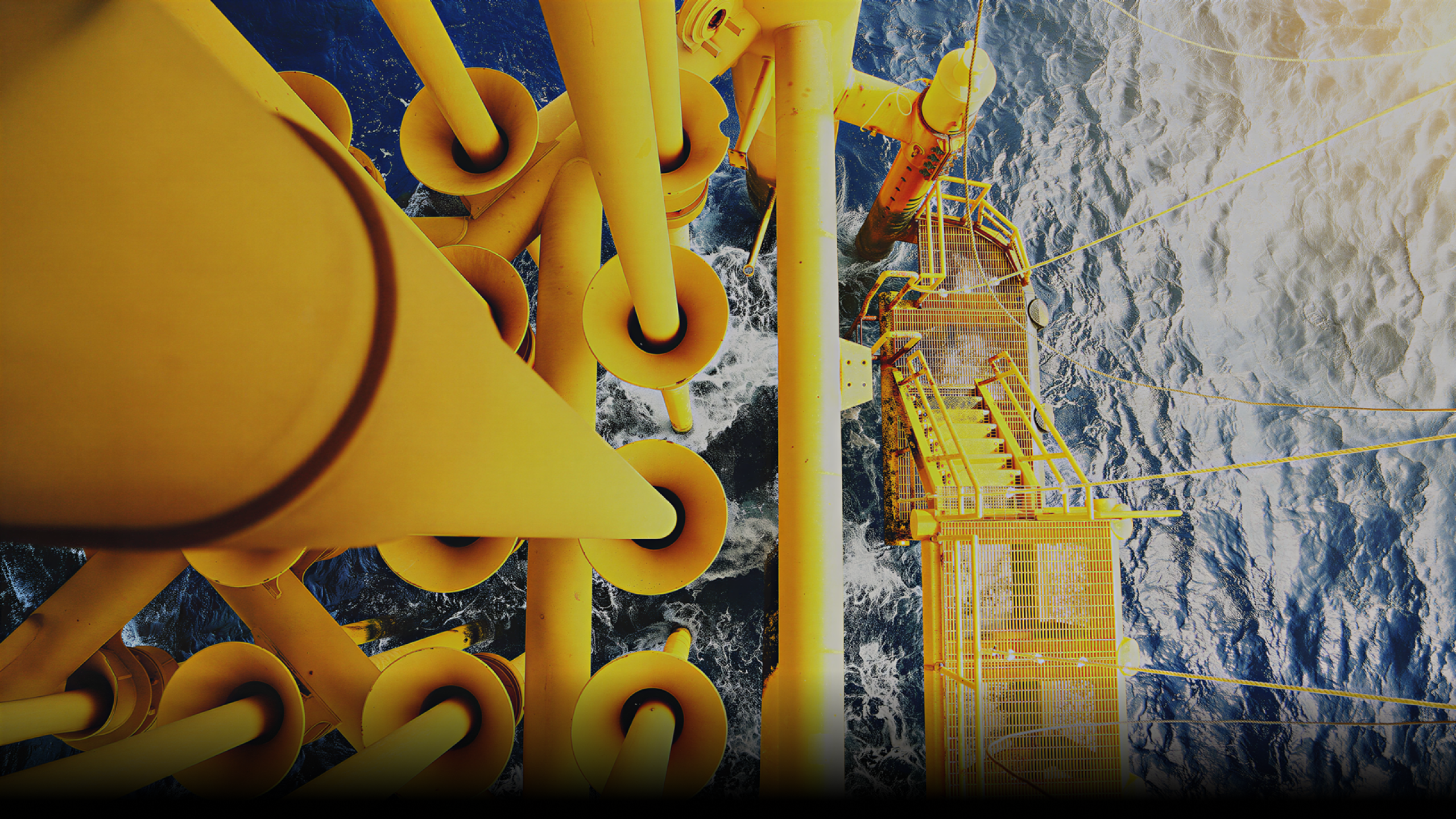 Header maritime construction