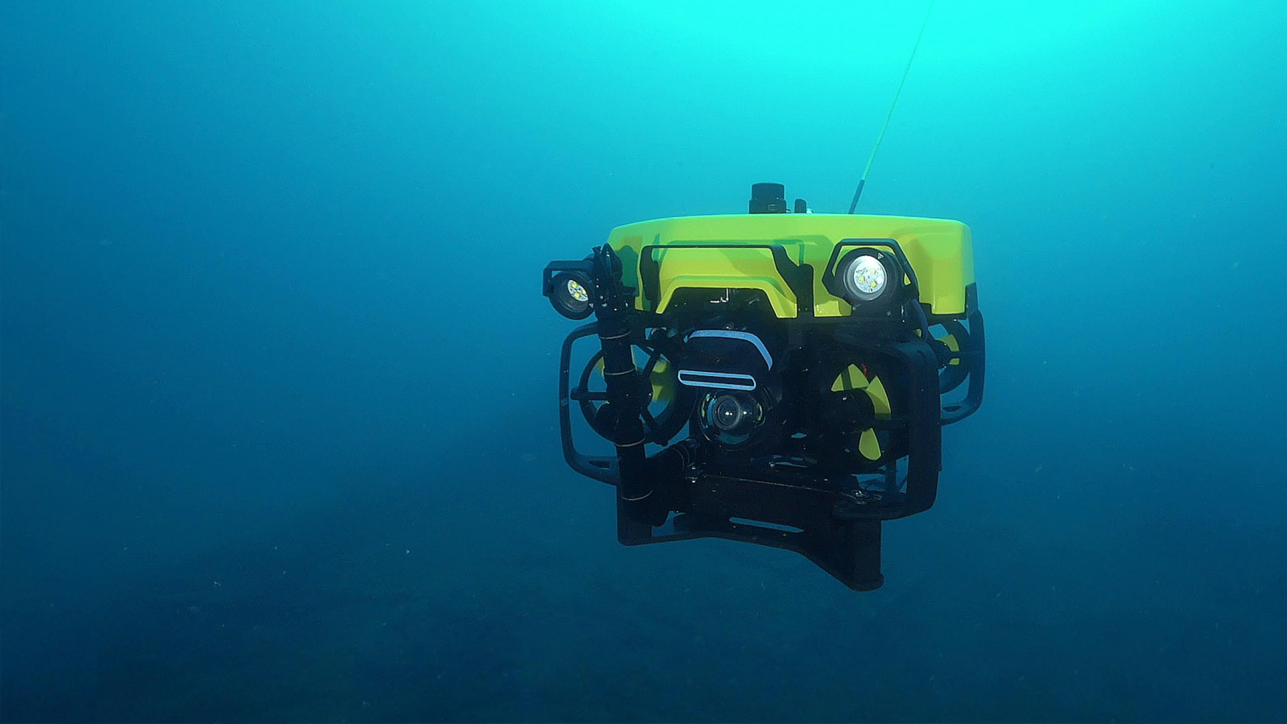 Exail header rov for civil applications