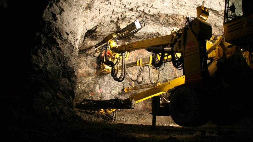 Drilling rigs mining