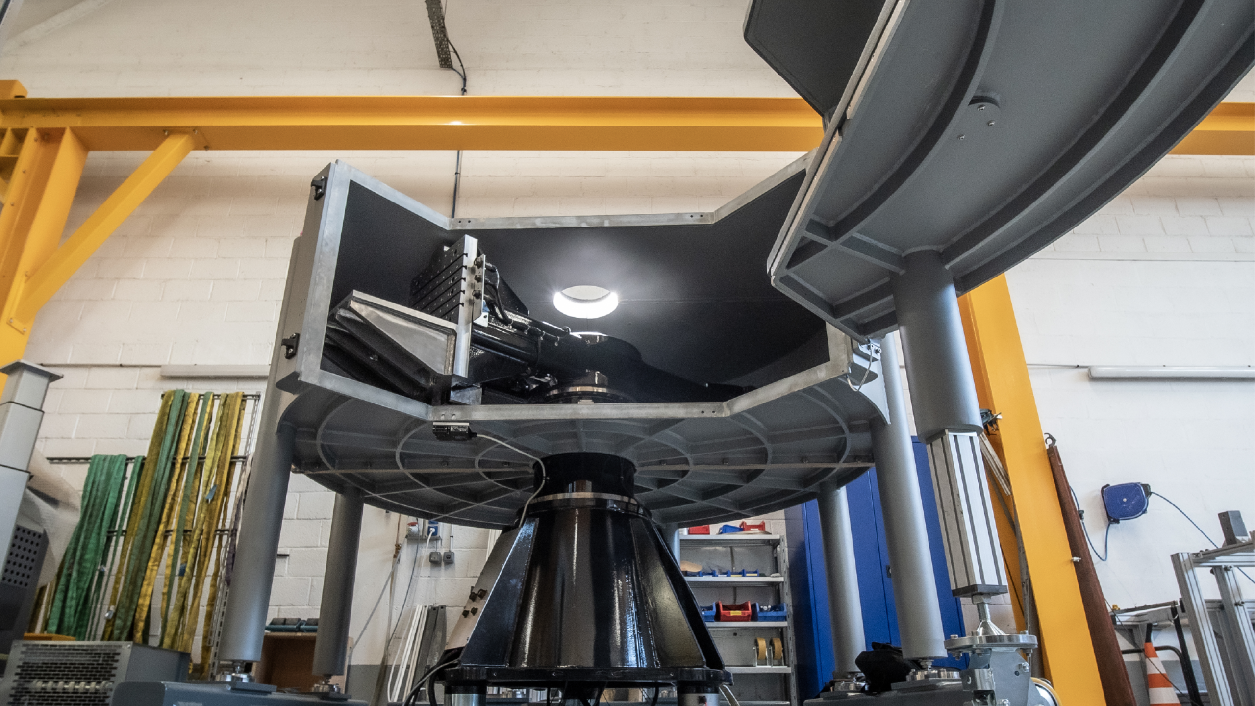Header centrifuges