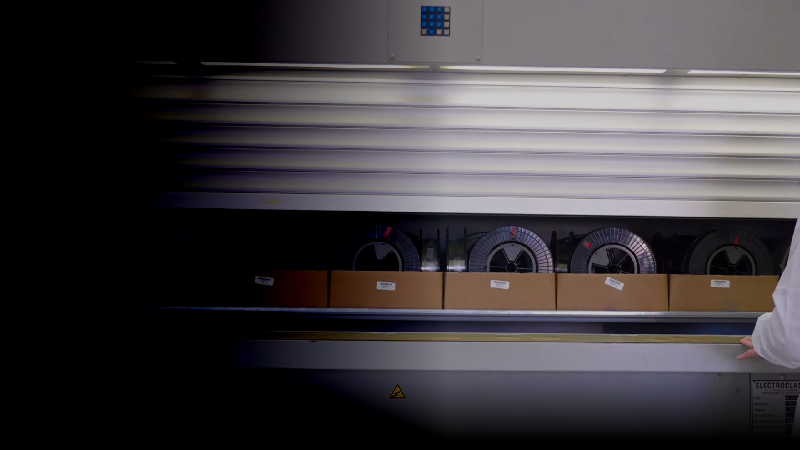 Exail header passive fibers