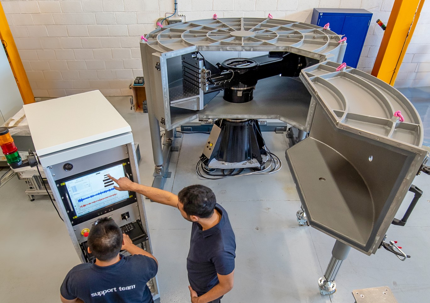 Exail centrifuge